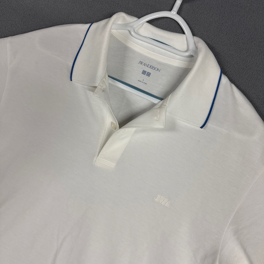 Uniqlo JW Anderson Polo Shirt Mens Large White Casual Tipped Pique Embroidered